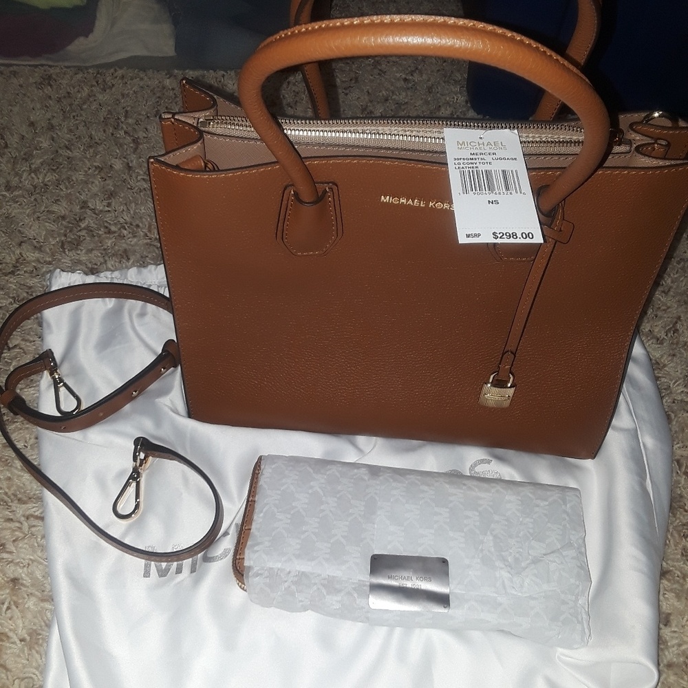 Michael kors purse